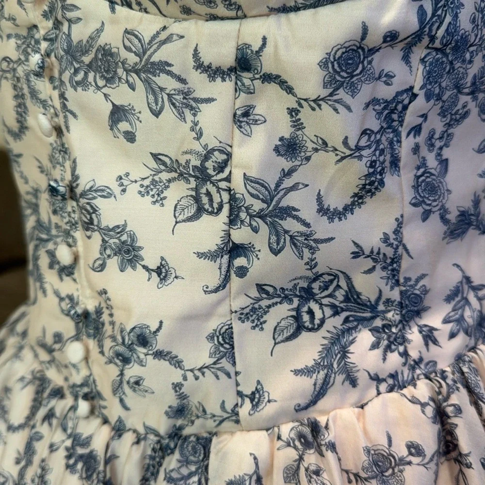 House of CB London BRIGITTE English Porcelain Print Corset Mini Dress. - Picture 8 of 13